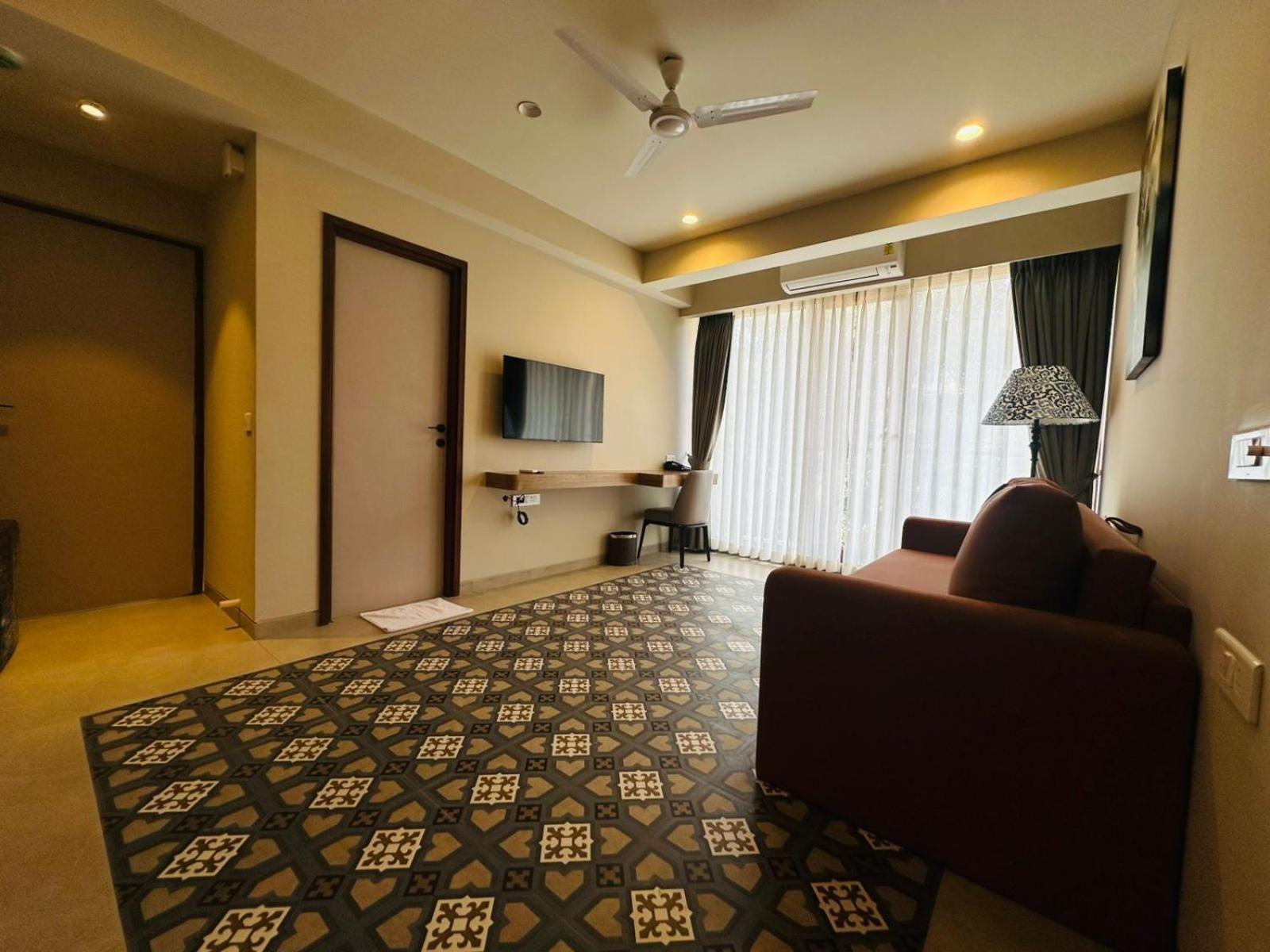 Titanic Boutique Hotel Baga Bagian luar foto